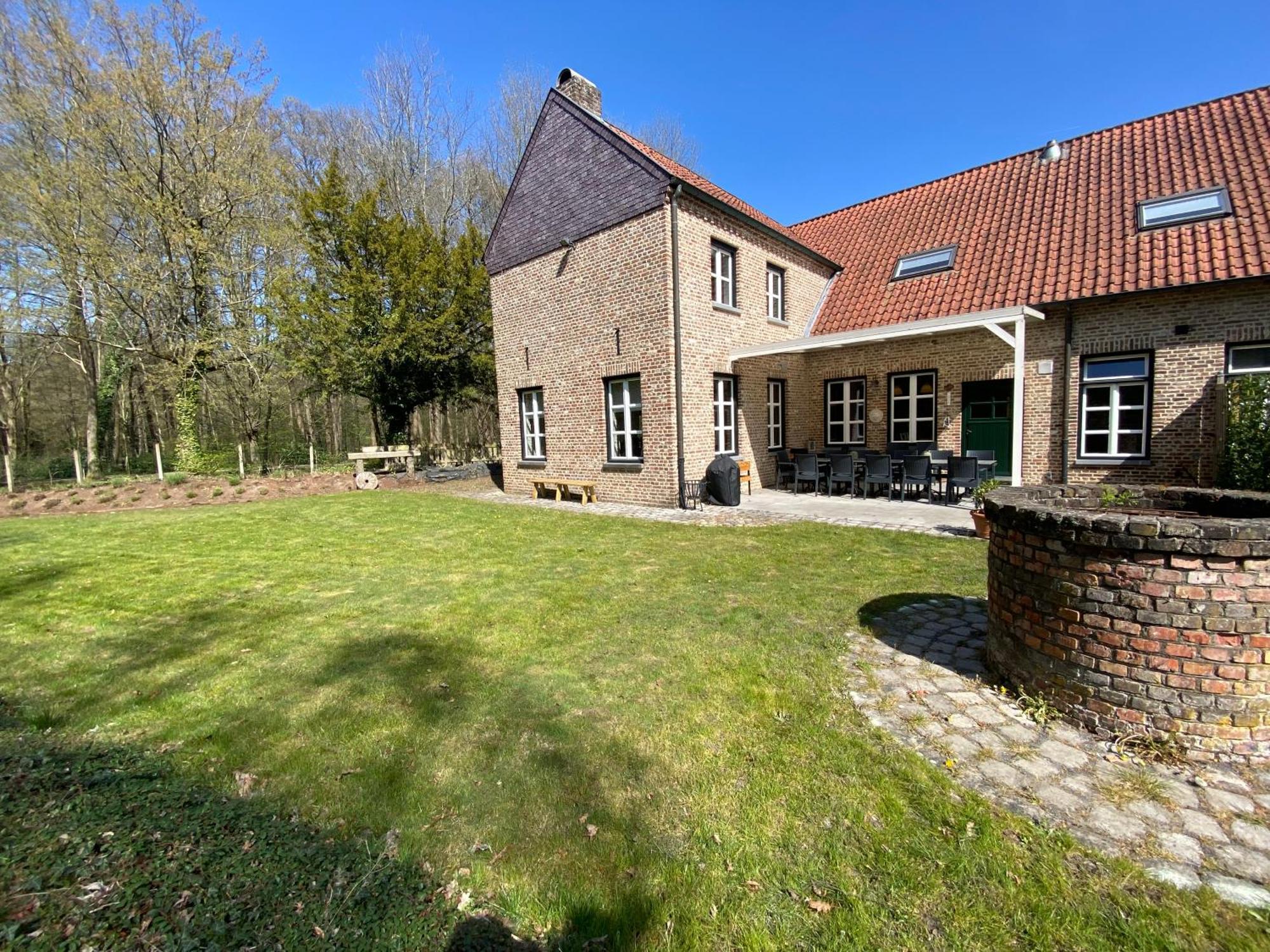 Hotel Landgoed De Hoogmolen Opglabbeek Exterior foto