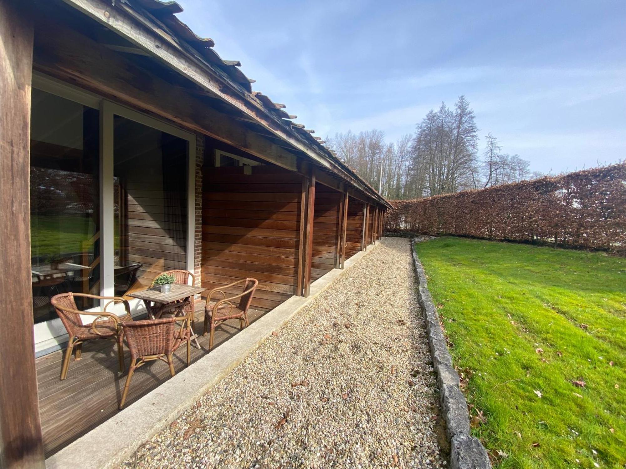 Hotel Landgoed De Hoogmolen Opglabbeek Exterior foto